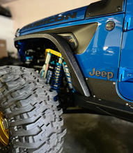 Cargar imagen en el visor de la galería, MB1101-A_Jeep_JL-JT_Front_Fender_Flares_2