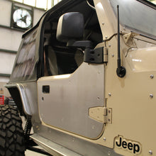 Cargar imagen en el visor de la galería, Jeep TJ Aluminum Half Door Armor for 97-06 Wrangler TJ LJ Motobilt
