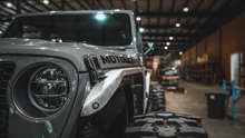 Cargar imagen en el visor de la galería, MB1196-A_Jeep_JL-JT_Highline_Front_Fenders_4