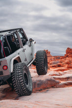 Cargar imagen en el visor de la galería, Aluminium Rear Highline Fenders for Jeep JK/JKU Motobilt