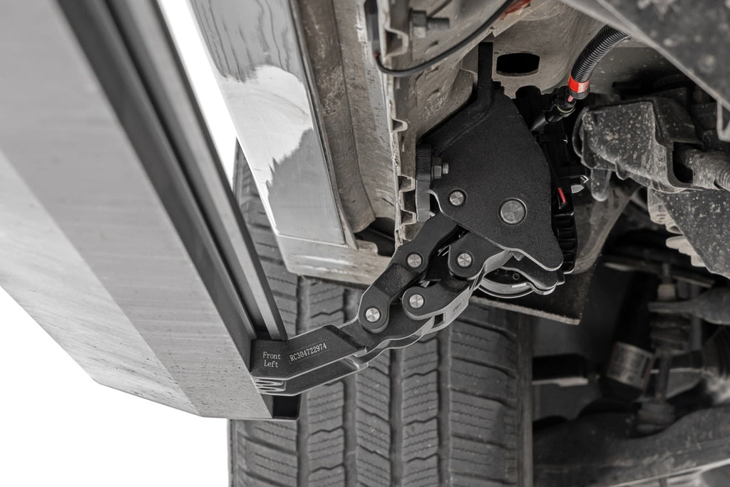 Power Running Boards Dual Electric Motor Ford Expedition 2WD/4WD (18-25) Rough Country