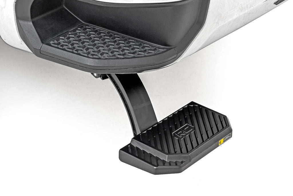 Retractable Bed Step Manual Pull Silverado/Sierra 2500HD/3500HD (20-26) Rough Country