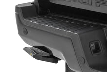 Load image into Gallery viewer, Retractable Bed Step Manual Pull Ford F-250/F-350 Super Duty (17-22) Rough Country