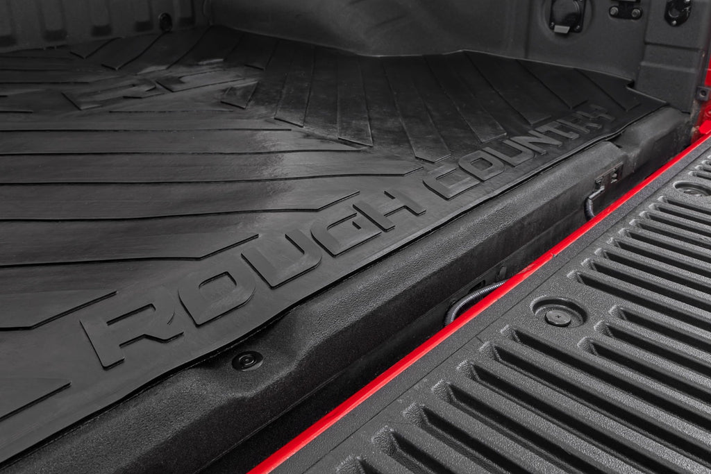 Bed Mat 5 Foot Bed RC Logo Nissan Frontier 2WD/4WD (2005-2026) Rough Country
