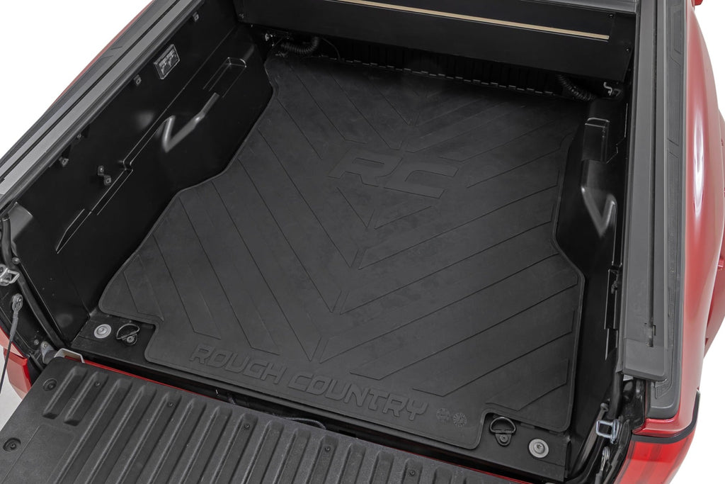 Bed Mat 5 Foot Bed RC Logo Toyota Tacoma 2WD/4WD (2024-2026) Rough Country