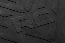 Cargar imagen en el visor de la galería, Bed Mat 5 Foot Bed RC Logo Toyota Tacoma 2WD/4WD (2024-2026) Rough Country
