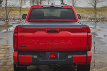 Cargar imagen en el visor de la galería, Rough Country Power Retractable Bed Cover | 5 Foot 7 Inch Bed 2022 - 2026 Toyota Tundra