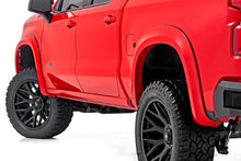 Cargar imagen en el visor de la galería, Fender Flares Sport GJI Shadow Gray Chevy Silverado 1500 2WD/4WD (19-26) Rough Country
