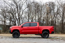 Cargar imagen en el visor de la galería, Fender Flares Sport GNO Slate Gray Chevy Silverado 1500 2WD/4WD (19-26) Rough Country