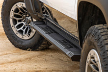 Load image into Gallery viewer, HD2 Aluminum Running Boards Crew Cab Ram 1500 (19-26)/1500 TRX (21-24) Rough Country