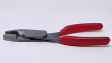 Cargar imagen en el visor de la galería, Snap-On 8in. High-Leverage Combination Pliers | Red | HL138ACP | Made in USA