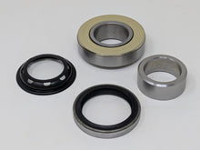 Cargar imagen en el visor de la galería, Rear Wheel / Axle Bearing, Press Collar, Seal | 1986 - 1995 Suzuki Samurai &amp; 1990 - 2015 Jimny