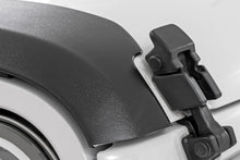 Cargar imagen en el visor de la galería, Trail Cladding Hood Protector Jeep Wrangler JK/Wrangler Unlimited (07-18) Rough Country