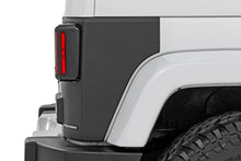 Cargar imagen en el visor de la galería, Trail Cladding Rear Corners Jeep Wrangler JK/Wrangler Unlimited (07-18) Rough Country