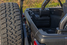 Load image into Gallery viewer, Trail Cladding Tailgate Protector Jeep Wrangler JL/Wrangler Unlimited (18-26) Rough Country