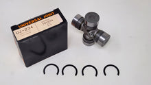 Cargar imagen en el visor de la galería, Matsuba Driveshaft Universal Joint | 1511 Series | UJ-234 | Toyota Landcruiser 40 / 60 / 70 / 80 / 105 Series