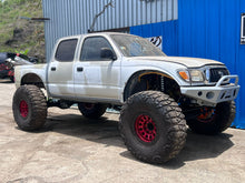 Load image into Gallery viewer, Freedom Offroad 3 in. Lift Coilovers / Loaded Struts | FO-T805F30 | 1996 - 2002 Toyota 4Runner &amp; 1995-1/2 - 2004 Tacoma
