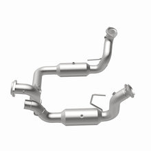 Cargar imagen en el visor de la galería, Magnaflow 20-22 Ford F-250 SD Single Underbody Direct Fit Cat Converter
