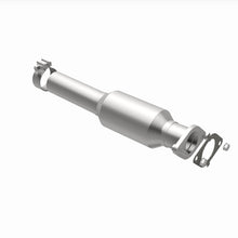 Cargar imagen en el visor de la galería, Magnaflow 09-11 Buick Lucerne Rear Underbody 3.9L Direct Fit Catalytic Converter