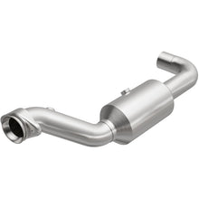 Cargar imagen en el visor de la galería, Magnaflow 18-21 Ford Expedition Left Underbody 3.5L Direct Fit Catalytic Converter