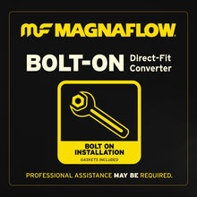 Cargar imagen en el visor de la galería, Magnaflow 18-21 Ford Expedition Left Underbody 3.5L Direct Fit Catalytic Converter