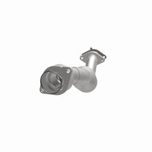 Cargar imagen en el visor de la galería, Magnaflow 09-11 Lucerne V6 3.9L OEM Underbody Direct Fit Catalytic Converter