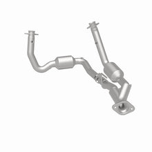 Cargar imagen en el visor de la galería, Magnaflow 05-06 Jeep Grand Cherokee 5.7L Direct Fit Catalytic Converter