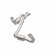 Cargar imagen en el visor de la galería, Magnaflow 05-06 Jeep Grand Cherokee 5.7L Direct Fit Catalytic Converter