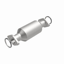 Cargar imagen en el visor de la galería, Magnaflow 95-99 Toyota Tacoma / 1997 Geo Prizm Direct-fit Catalytic Converter