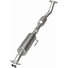 Cargar imagen en el visor de la galería, Magnaflow 2019 Toyota Corolla 2.0L Direct Fit Catalytic Converter