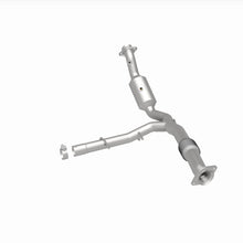 Cargar imagen en el visor de la galería, Magnaflow 18-21 Ford Expedition Right Underbody 3.5L Direct Fit Catalytic Converter