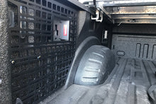 Cargar imagen en el visor de la galería, BuiltRight Industries 2017+ Ford F-250/350/450 Rear Drivers Bedside Rack