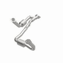 Cargar imagen en el visor de la galería, Magnaflow 05-06 Jeep Grand Cherokee 5.7L Direct Fit Catalytic Converter