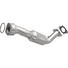 Cargar imagen en el visor de la galería, Magnaflow 09-11 Lucerne V6 3.9L OEM Underbody Direct Fit Catalytic Converter