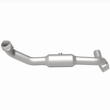 Cargar imagen en el visor de la galería, Magnaflow 05-06 Lincoln Navigator 5.4L Direct Fit Catalytic Converter - Passenger Side