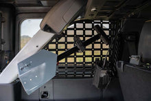 Cargar imagen en el visor de la galería, DV8 21+ Ford Bronco Pocketed Rear Window Molle Panels (Soft Top/2-Door Models)