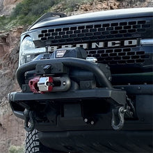 Cargar imagen en el visor de la galería, Ford Racing Factor 55 UltraHook con protector de cuerda - Rojo