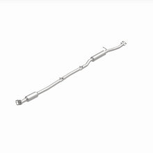 Cargar imagen en el visor de la galería, Magnaflow 16-17 Hyundai Tucson L4 2.0 OEM Underbody Direct Fit Catalytic Converter