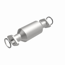 Cargar imagen en el visor de la galería, Magnaflow 95-99 Toyota Tacoma / 1997 Geo Prizm Direct-fit Catalytic Converter