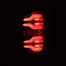 Cargar imagen en el visor de la galería, User 3