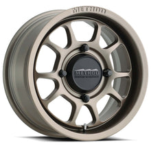 Cargar imagen en el visor de la galería, Method MR409 Bead Grip 15x7 / 5+2/38mm Offset / 5x4.5 / 72 CB Steel Grey Wheel
