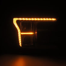 Cargar imagen en el visor de la galería, User 3