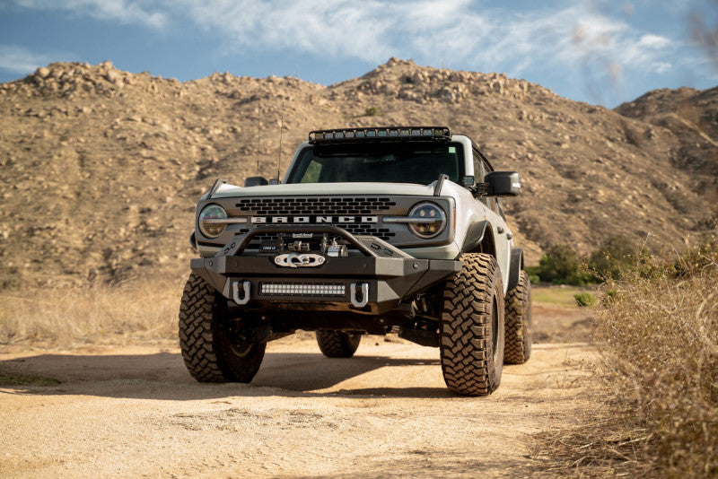 DV8 Offroad Ford Bronco 2021 Soportes colgantes para módulo de luz doble con pilar A