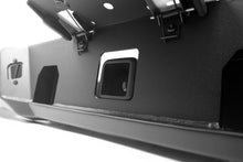 Cargar imagen en el visor de la galería, DV8 Offroad 20-23 Jeep Gladiator JT MTO Series Accessory Hitch (Use w/ PN RBGL-12)