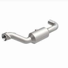 Cargar imagen en el visor de la galería, Magnaflow 18-21 Ford Expedition Left Underbody 3.5L Direct Fit Catalytic Converter