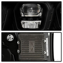 Cargar imagen en el visor de la galería, Spyder 13-18 Dodge RAM 1500 / 13-19 RAM 2500/3500 Projector Headlights