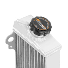 Cargar imagen en el visor de la galería, User 6