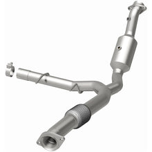 Cargar imagen en el visor de la galería, Magnaflow 18-21 Ford Expedition Right Underbody 3.5L Direct Fit Catalytic Converter