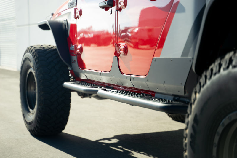 DV8 Offroad 20-23 Jeep Gladiator JT Rock Pieles