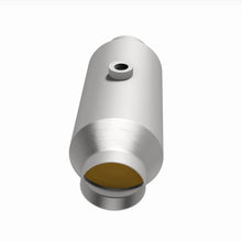 Load image into Gallery viewer, Magnaflow Universal Catalytic Converter 2.5in CA Spun Mid-Bed